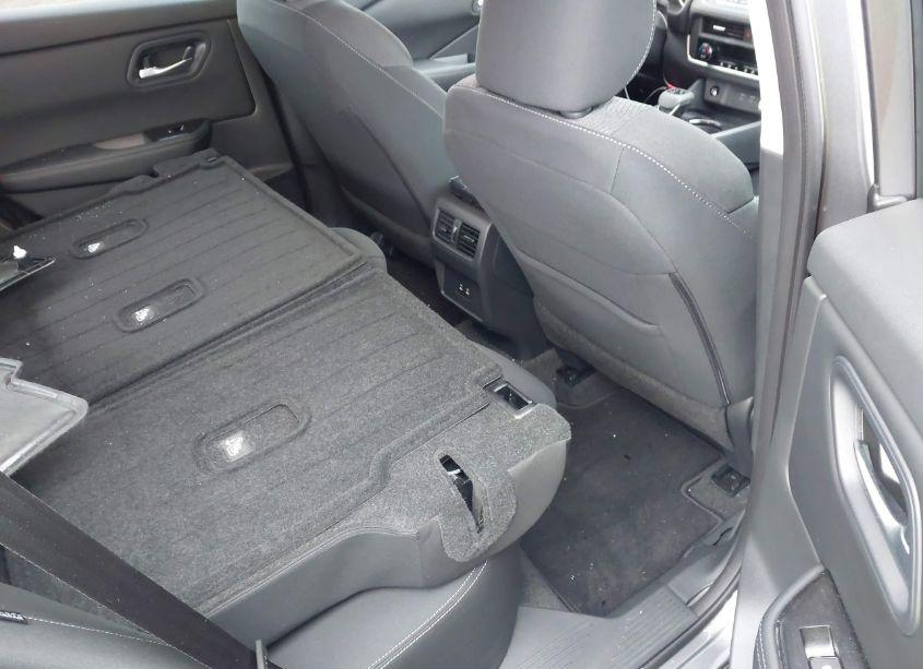 Photo 8 of 2024 Nissan Rogue SV INTELLIGENT AWD (VIN 5N1BT3BB7RC699375)