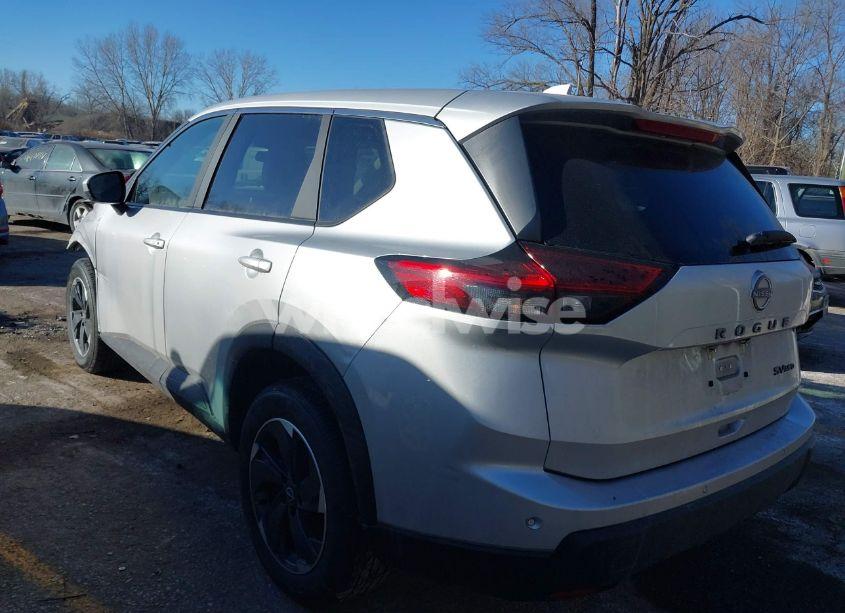 Photo 3 of 2024 Nissan Rogue SV INTELLIGENT AWD (VIN 5N1BT3BB7RC720578)