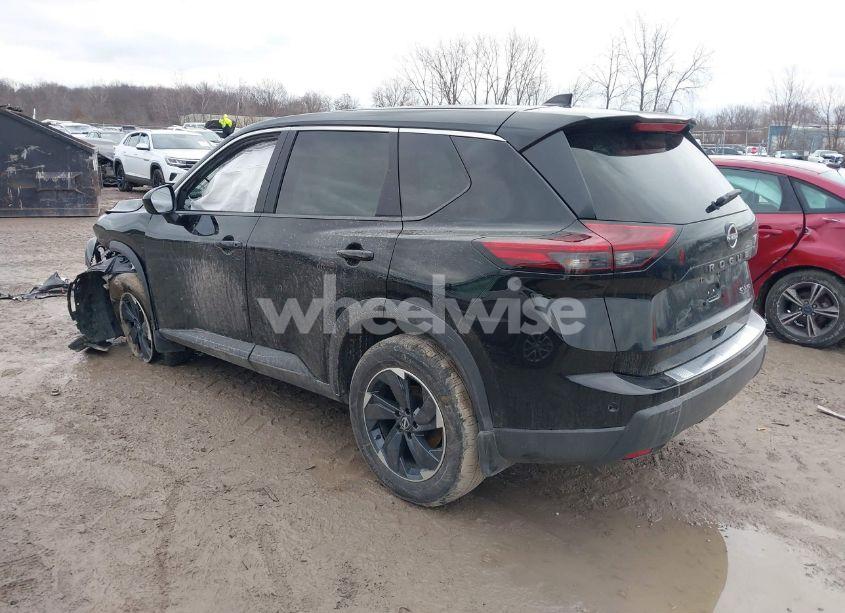 Photo 3 of 2024 Nissan Rogue SV INTELLIGENT AWD (VIN 5N1BT3BB7RC756786)