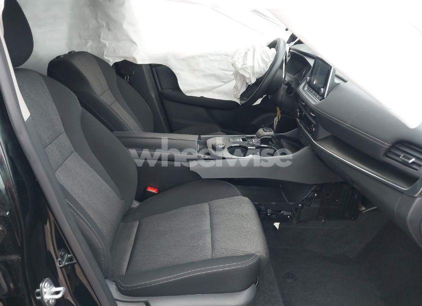 Photo 5 of 2024 Nissan Rogue SV INTELLIGENT AWD (VIN 5N1BT3BB7RC756786)