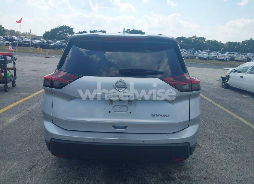 Photo 16 of 2024 Nissan Rogue SV INTELLIGENT AWD (VIN 5N1BT3BB8RC692063)