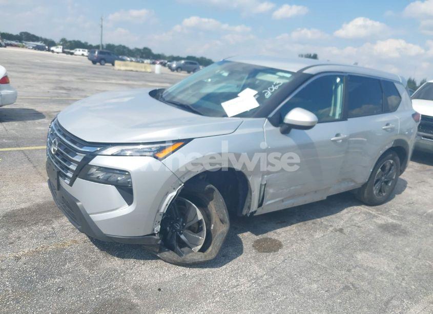 Photo 2 of 2024 Nissan Rogue SV INTELLIGENT AWD (VIN 5N1BT3BB8RC692063)