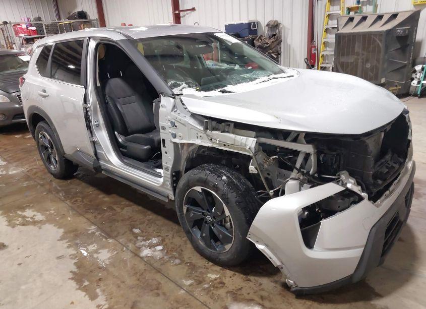 2024 Nissan Rogue SV INTELLIGENT AWD (VIN 5N1BT3BB8RC706639) main photo