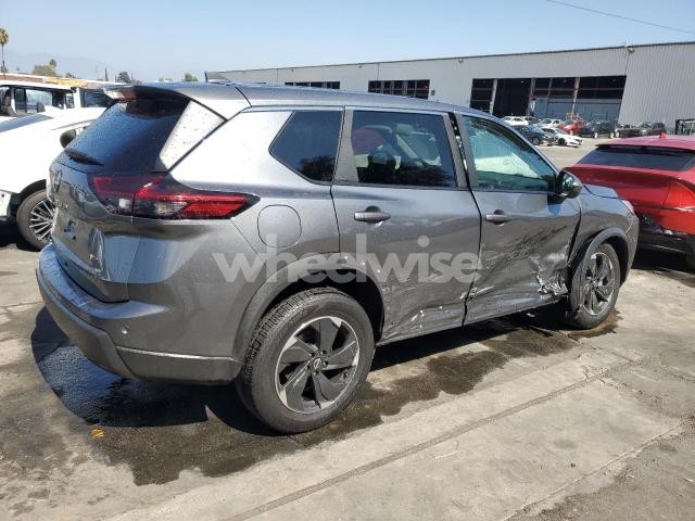 Photo 2 of 2025 NISSAN ROGUE SV (VIN 5N1BT3BB8SC811199)