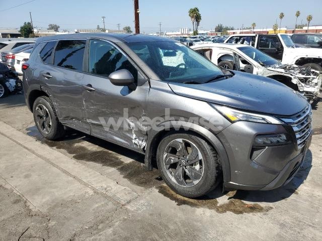 Photo 4 of 2025 NISSAN ROGUE SV (VIN 5N1BT3BB8SC811199)