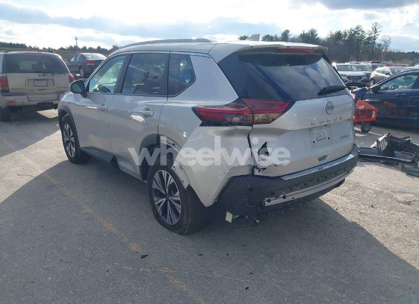 Photo 3 of 2022 Nissan Rogue SV INTELLIGENT AWD (VIN 5N1BT3BB9NC730362)
