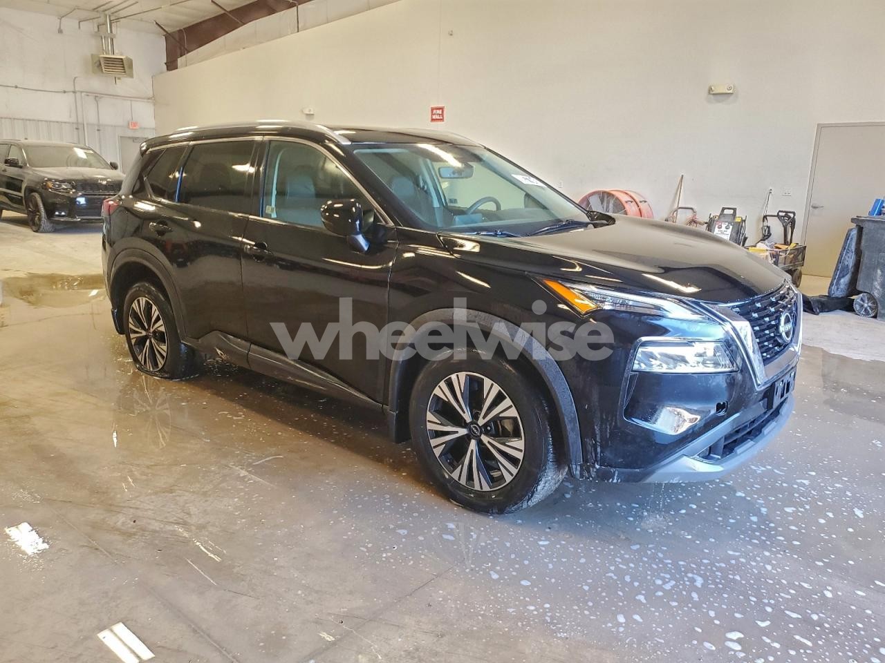 Photo 4 of 2023 NISSAN ROGUE SV (VIN 5N1BT3BB9PC736147)