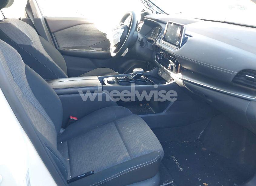 Photo 5 of 2023 Nissan Rogue SV INTELLIGENT AWD (VIN 5N1BT3BB9PC742854)