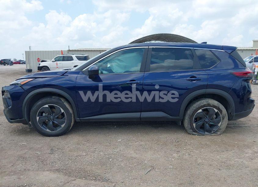 Photo 15 of 2024 Nissan Rogue SV INTELLIGENT AWD (VIN 5N1BT3BB9RC691245)