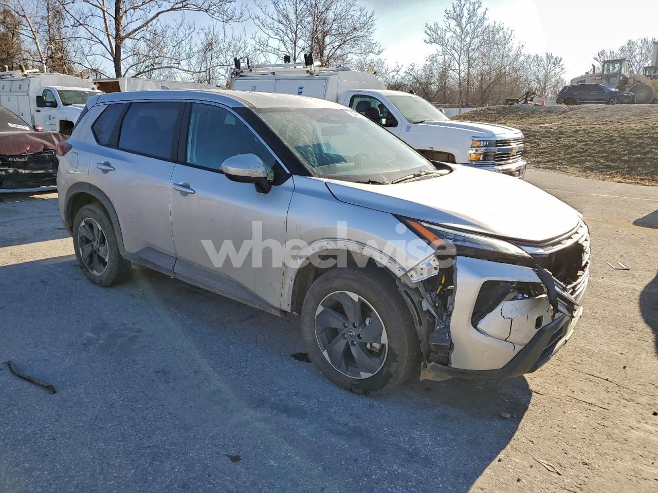 Photo 4 of 2025 NISSAN ROGUE SV (VIN 5N1BT3BB9SC801507)