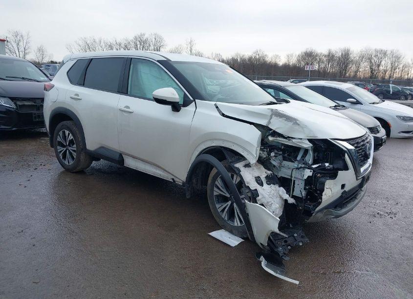 2022 Nissan Rogue SV INTELLIGENT AWD (VIN 5N1BT3BBXNC732976) main photo