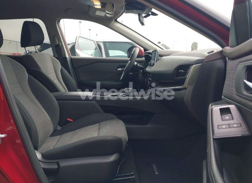 Photo 5 of 2023 Nissan Rogue SV INTELLIGENT AWD (VIN 5N1BT3BBXPC854174)