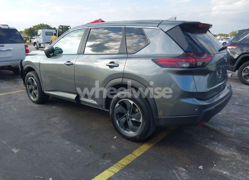 Photo 3 of 2024 Nissan Rogue SV INTELLIGENT AWD (VIN 5N1BT3BBXRC709994)