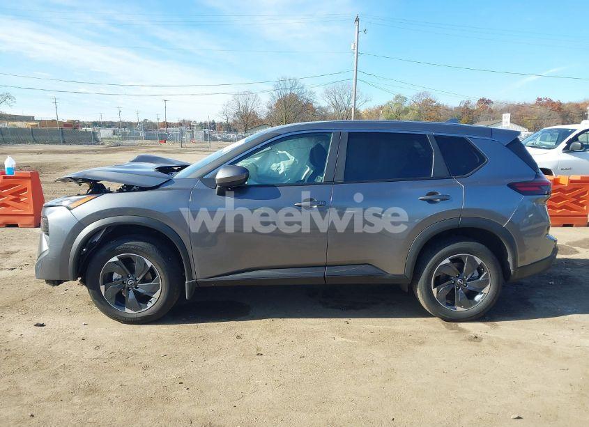 Photo 15 of 2024 Nissan Rogue SV INTELLIGENT AWD (VIN 5N1BT3BBXRC744244)
