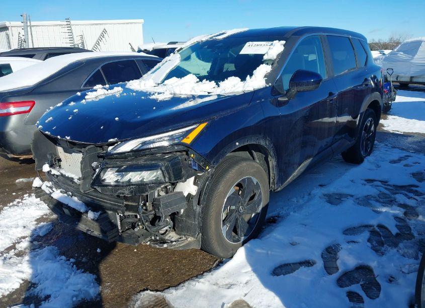 Photo 2 of 2024 Nissan Rogue SV INTELLIGENT AWD (VIN 5N1BT3BBXRC750674)