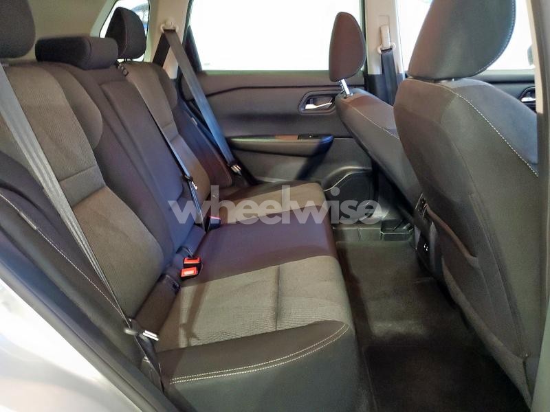 Photo 3 of 2025 NISSAN ROGUE SV (VIN 5N1BT3BBXSC831387)