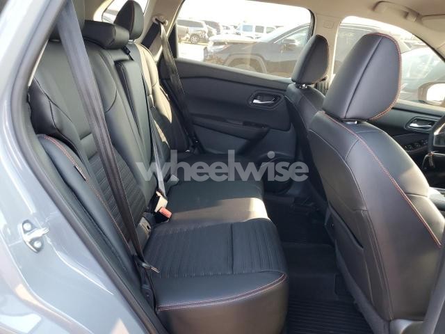 Photo 4 of 2025 NISSAN ROGUE SV (VIN 5N1BT3BBXSC838050)
