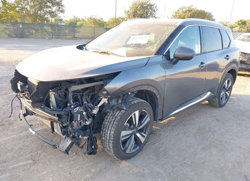 Photo 2 of 2023 Nissan Rogue SL FWD (VIN 5N1BT3CA1PC785641)