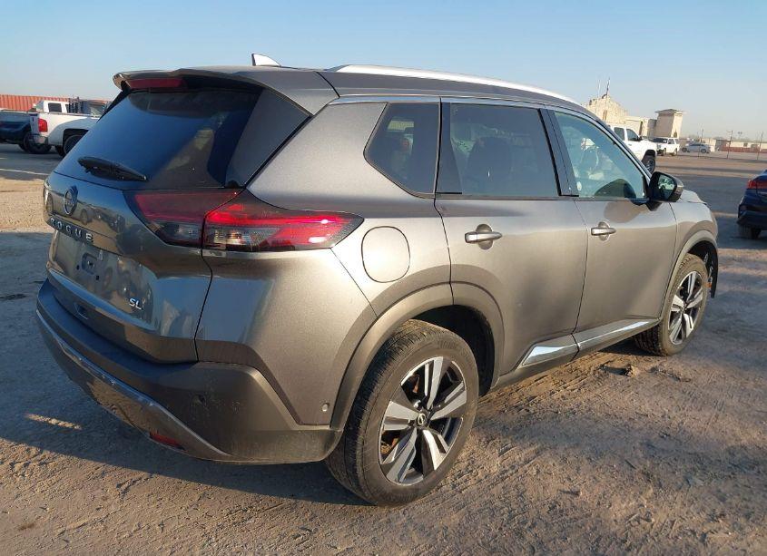Photo 4 of 2023 Nissan Rogue SL FWD (VIN 5N1BT3CA1PC785641)