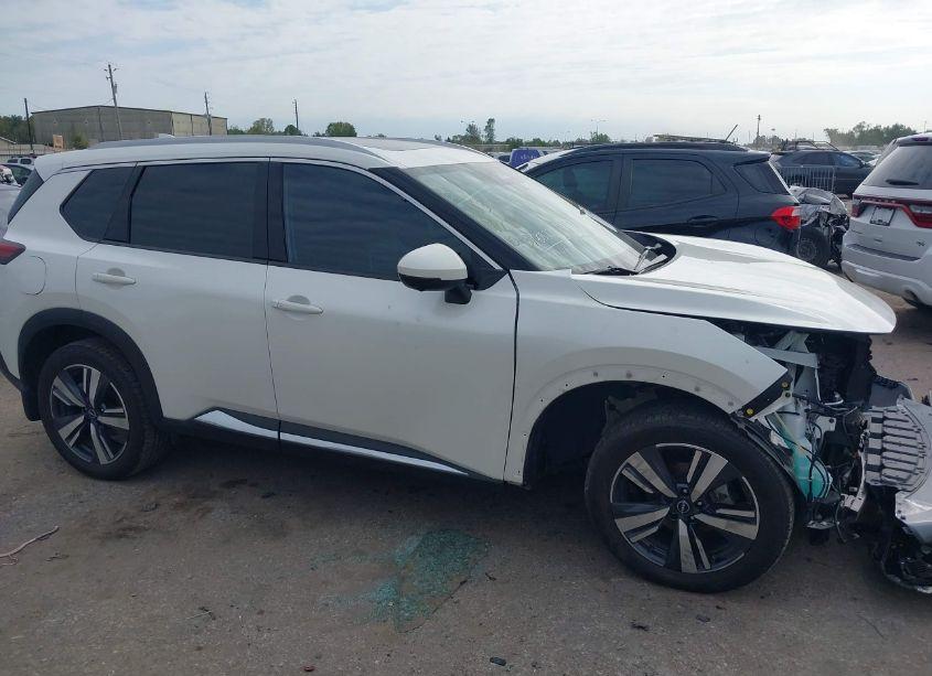 Photo 13 of 2023 Nissan Rogue SL FWD (VIN 5N1BT3CA1PC817956)