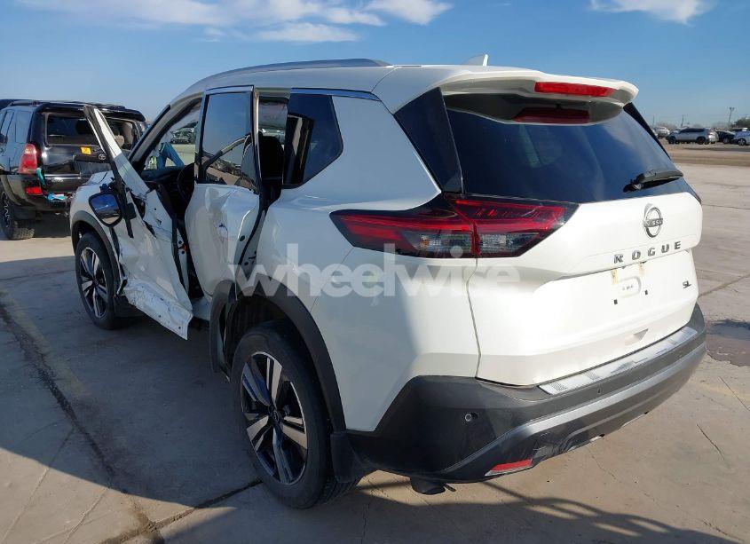 Photo 3 of 2023 Nissan Rogue SL FWD (VIN 5N1BT3CA1PC827774)