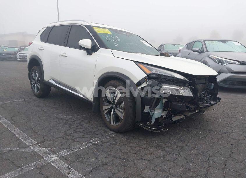 2023 Nissan Rogue SL FWD (VIN 5N1BT3CA1PC910203) main photo