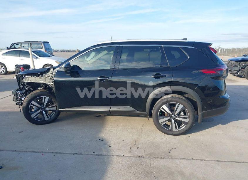 Photo 13 of 2024 Nissan Rogue SL FWD (VIN 5N1BT3CA2RC757642)