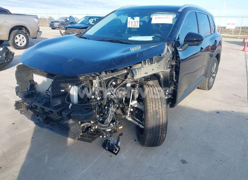 Photo 6 of 2024 Nissan Rogue SL FWD (VIN 5N1BT3CA2RC757642)