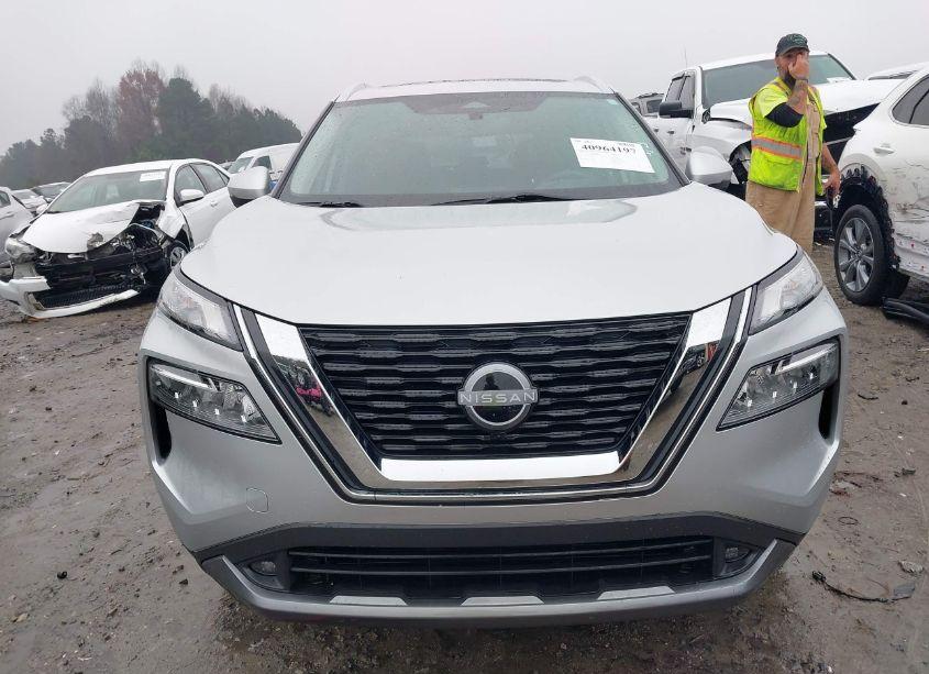 Photo 13 of 2022 Nissan Rogue SL FWD (VIN 5N1BT3CA3NC699700)