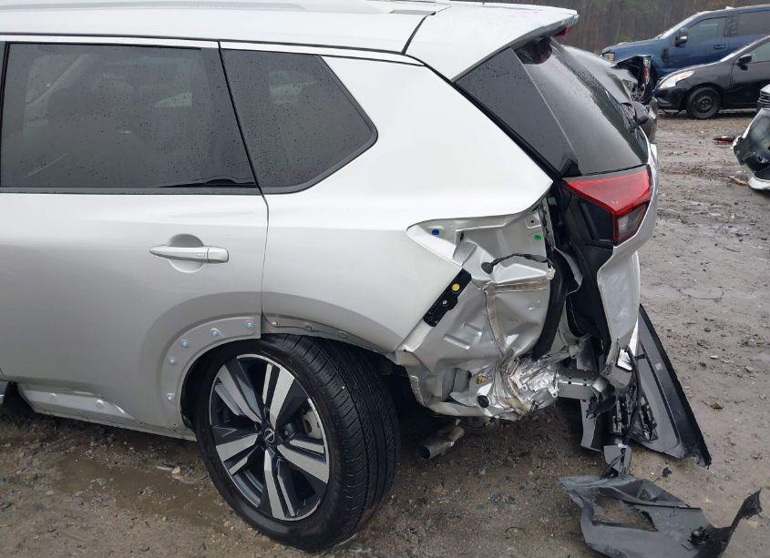 Photo 18 of 2022 Nissan Rogue SL FWD (VIN 5N1BT3CA3NC699700)