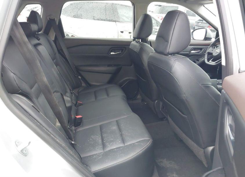 Photo 8 of 2022 Nissan Rogue SL FWD (VIN 5N1BT3CA3NC699700)