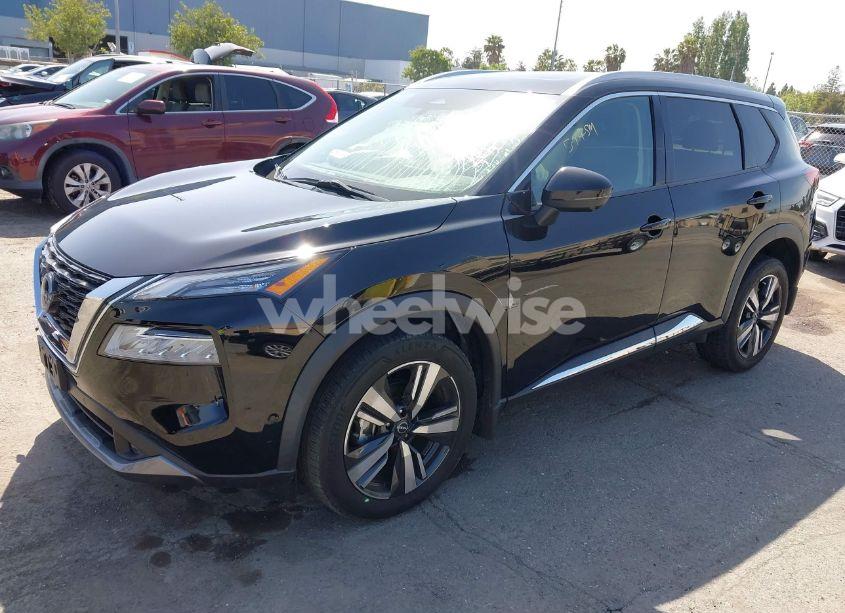 Photo 2 of 2022 Nissan Rogue SL FWD (VIN 5N1BT3CA4NC695090)