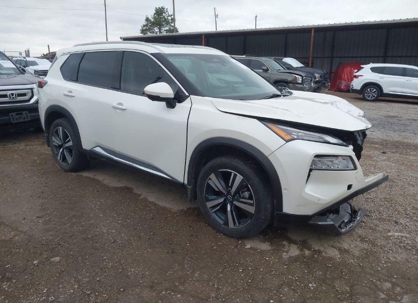 2023 Nissan Rogue SL FWD (VIN 5N1BT3CA4PC843290) main photo