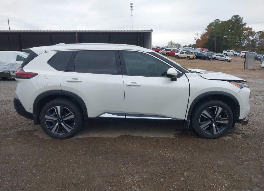 Photo 13 of 2023 Nissan Rogue SL FWD (VIN 5N1BT3CA4PC843290)