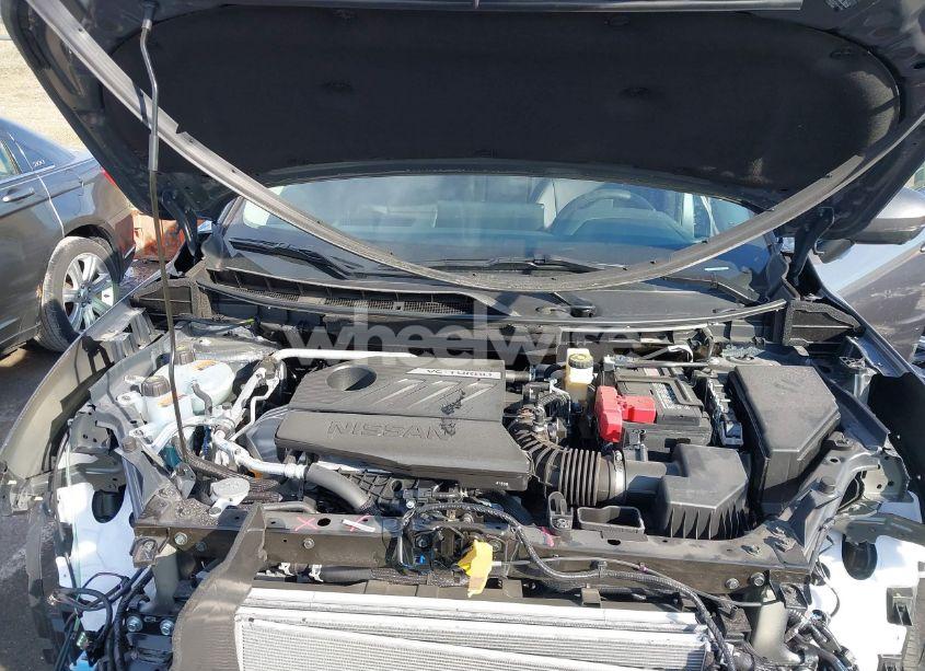 Photo 10 of 2024 Nissan Rogue SL FWD (VIN 5N1BT3CA4RC743967)