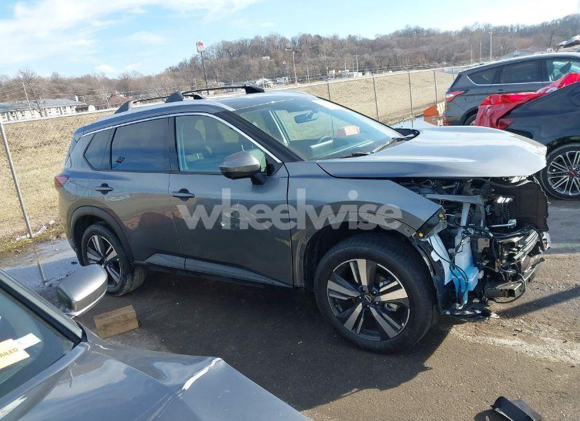 Photo 14 of 2024 Nissan Rogue SL FWD (VIN 5N1BT3CA4RC743967)