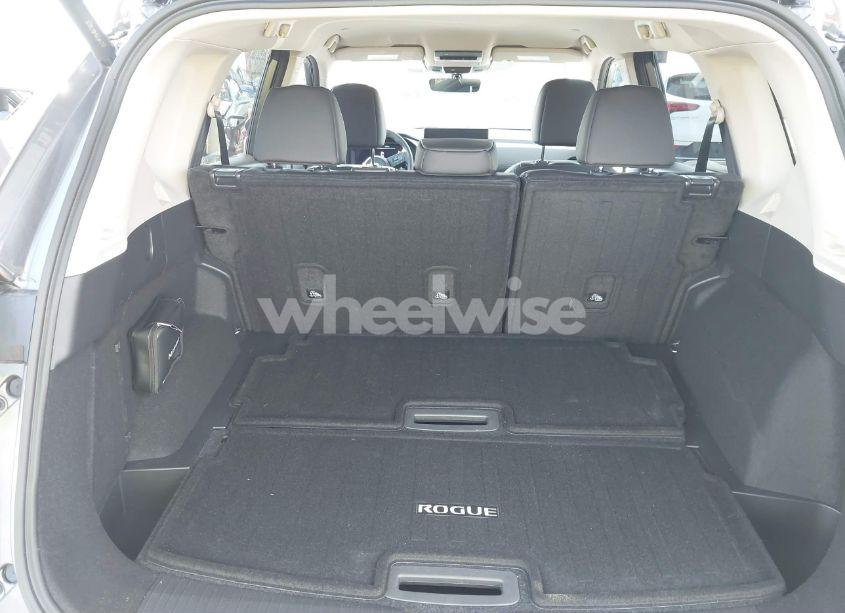 Photo 18 of 2024 Nissan Rogue SL FWD (VIN 5N1BT3CA4RC743967)
