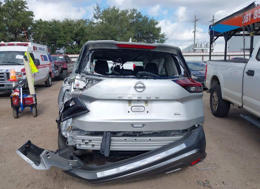 Photo 16 of 2022 Nissan Rogue SL FWD (VIN 5N1BT3CA5NC731630)