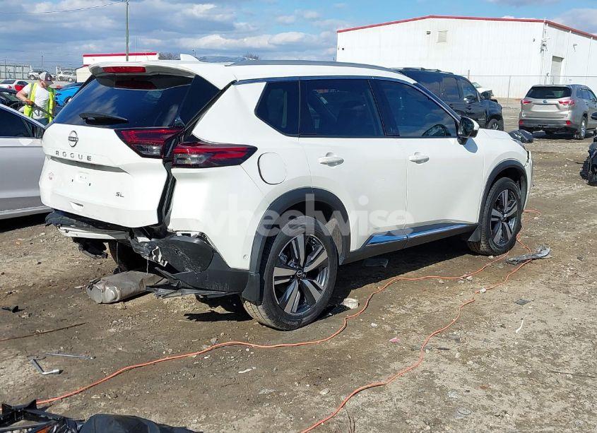 Photo 4 of 2023 Nissan Rogue SL FWD (VIN 5N1BT3CA5PC751573)