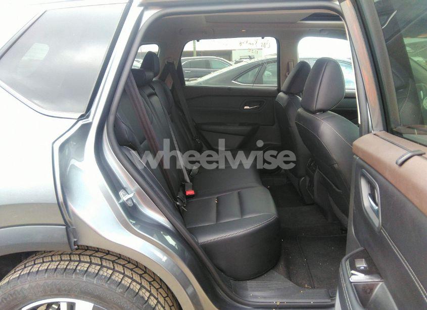 Photo 8 of 2023 Nissan Rogue SL FWD (VIN 5N1BT3CA5PC798019)