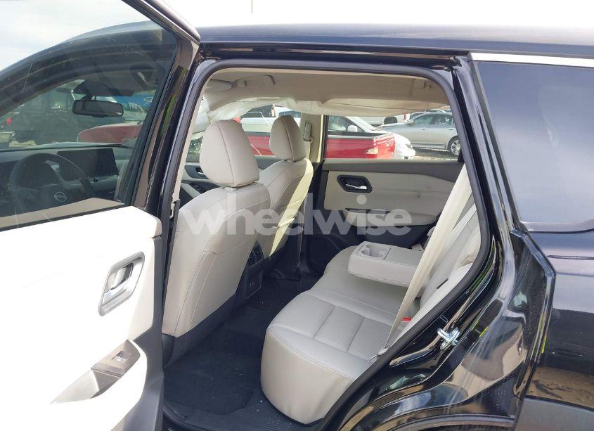 Photo 8 of 2024 Nissan Rogue SL FWD (VIN 5N1BT3CA6RC738625)