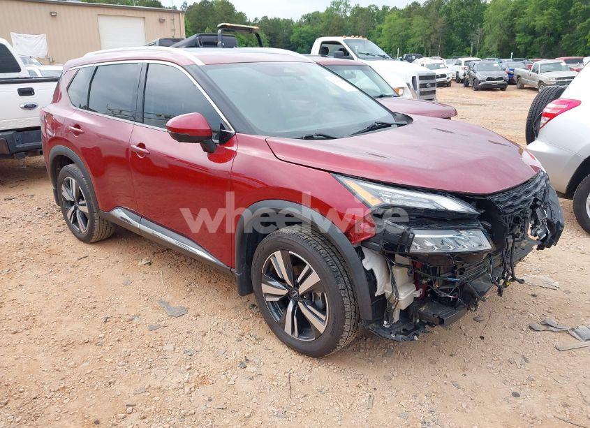 2022 Nissan Rogue SL FWD (VIN 5N1BT3CA7NC723108) main photo