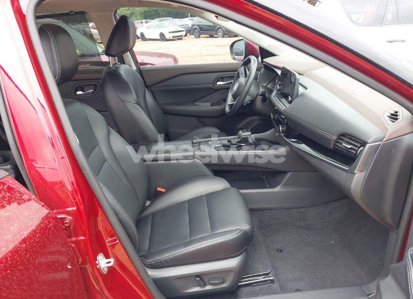 Photo 5 of 2022 Nissan Rogue SL FWD (VIN 5N1BT3CA7NC723108)