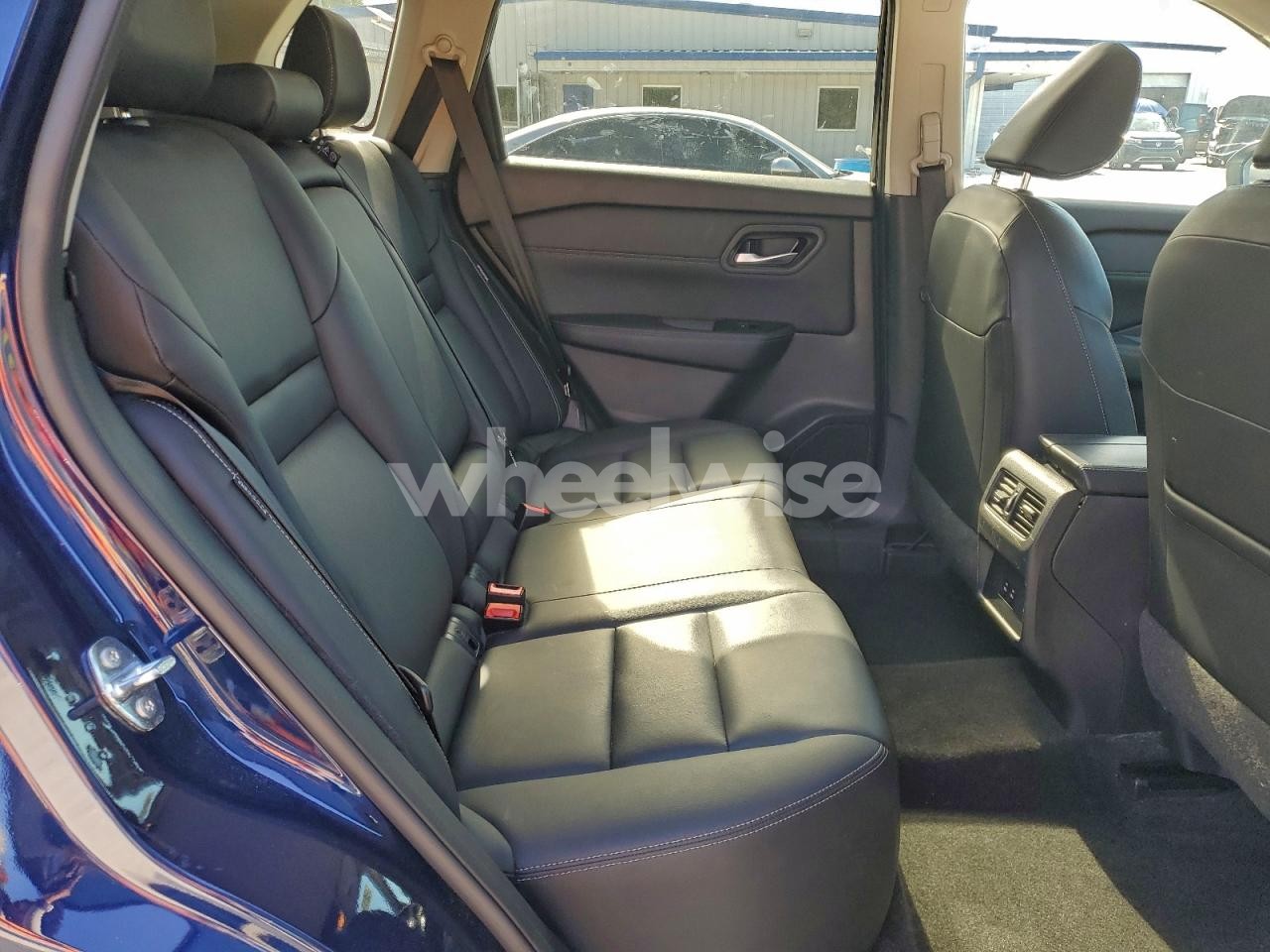 Photo 11 of 2024 NISSAN ROGUE SL (VIN 5N1BT3CA7RC729075)