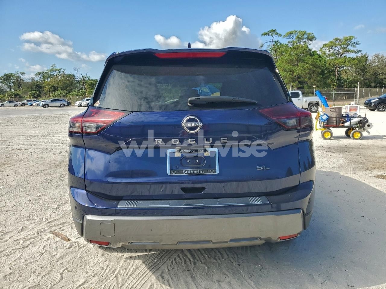 Photo 6 of 2024 NISSAN ROGUE SL (VIN 5N1BT3CA7RC729075)