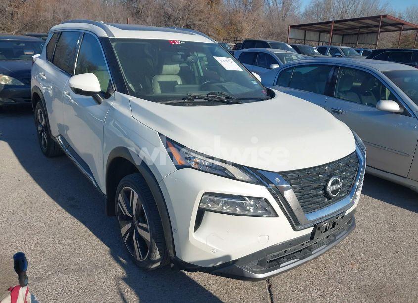 2022 Nissan Rogue SL FWD (VIN 5N1BT3CA8NC724865) main photo