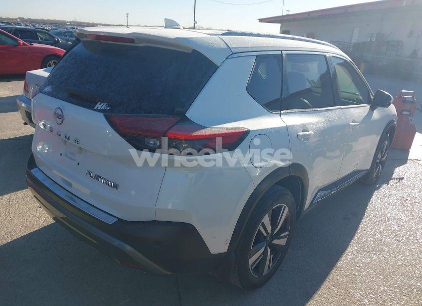 Photo 4 of 2022 Nissan Rogue SL FWD (VIN 5N1BT3CA8NC724865)