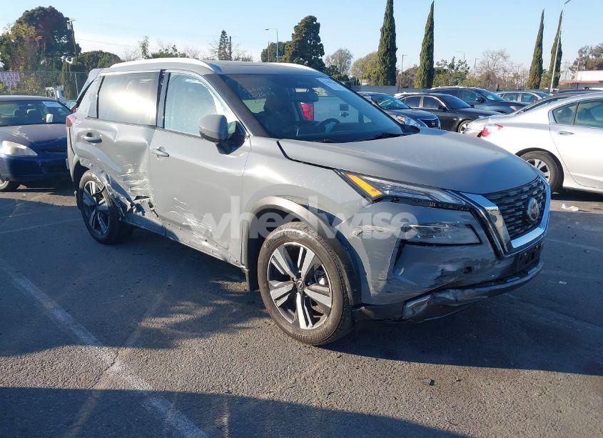 2023 Nissan Rogue SL FWD (VIN 5N1BT3CA8PC913230) main photo