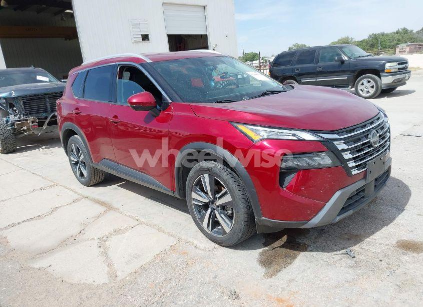 2024 Nissan Rogue SL FWD (VIN 5N1BT3CA9RC676511) main photo