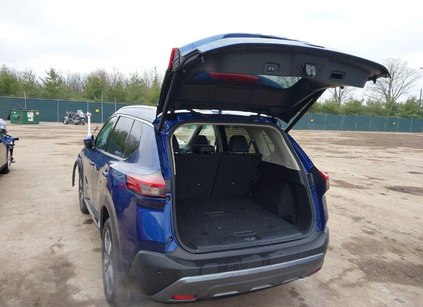 Photo 3 of 2023 Nissan Rogue SL INTELLIGENT AWD (VIN 5N1BT3CB0PC806939)